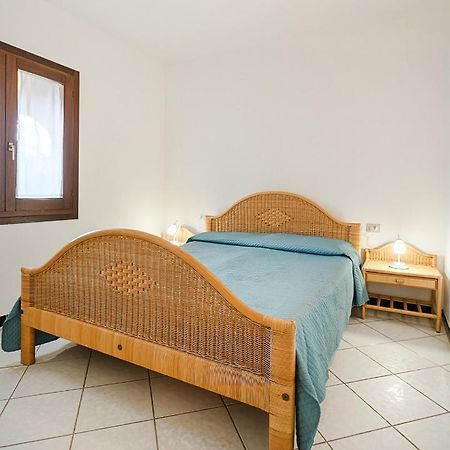 Ambra Holiday Rooms Сан Теодоро Екстериор снимка