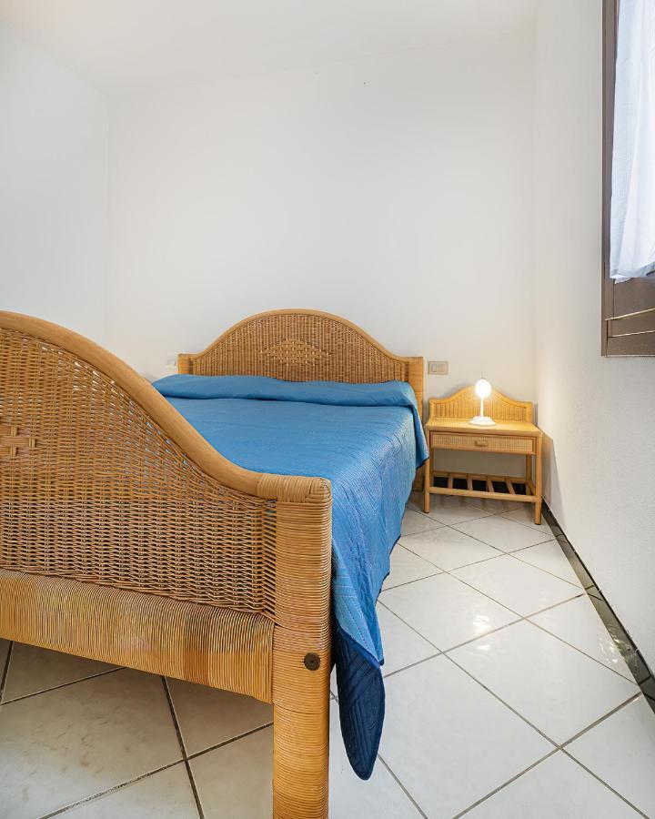 Ambra Holiday Rooms Сан Теодоро Екстериор снимка