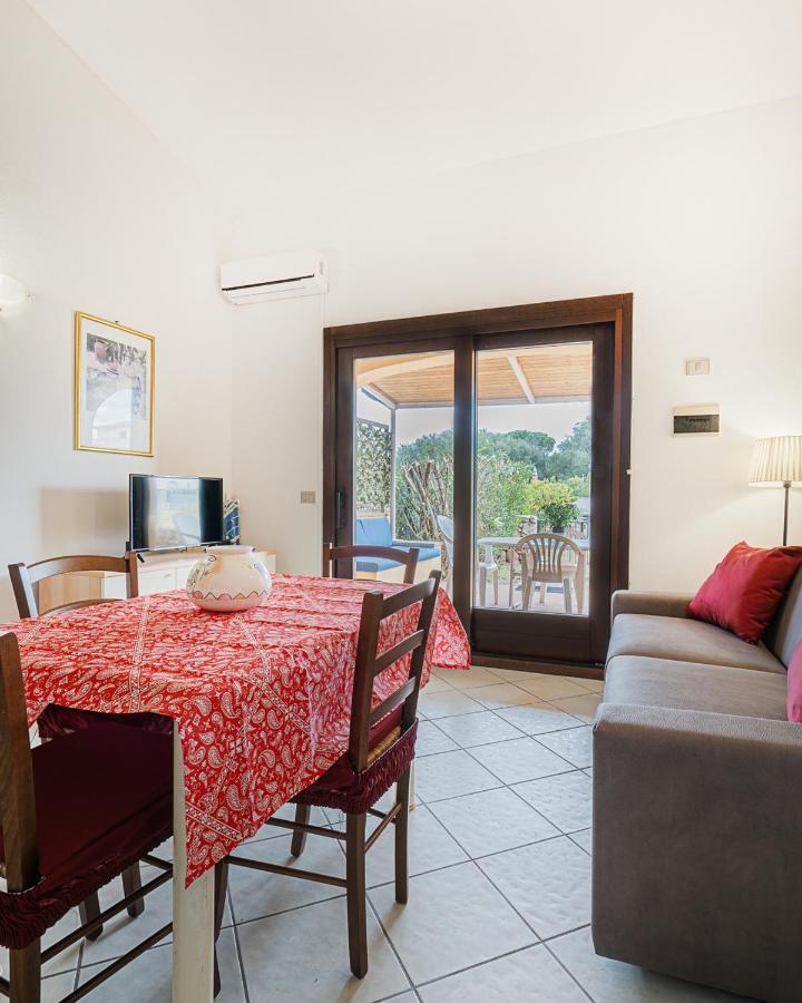 Ambra Holiday Rooms Сан Теодоро Екстериор снимка